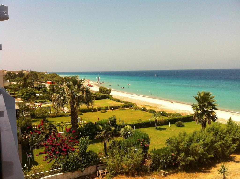 Area Blue Beach Apartments Ialysos  Buitenkant foto