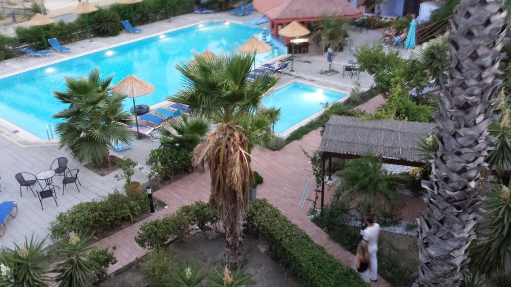 Area Blue Beach Apartments Ialysos  Buitenkant foto